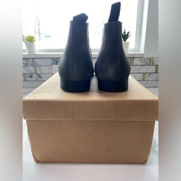 ASOS BISHOP CHELSEA SUEDE BOOTS - Picture 4 of 5